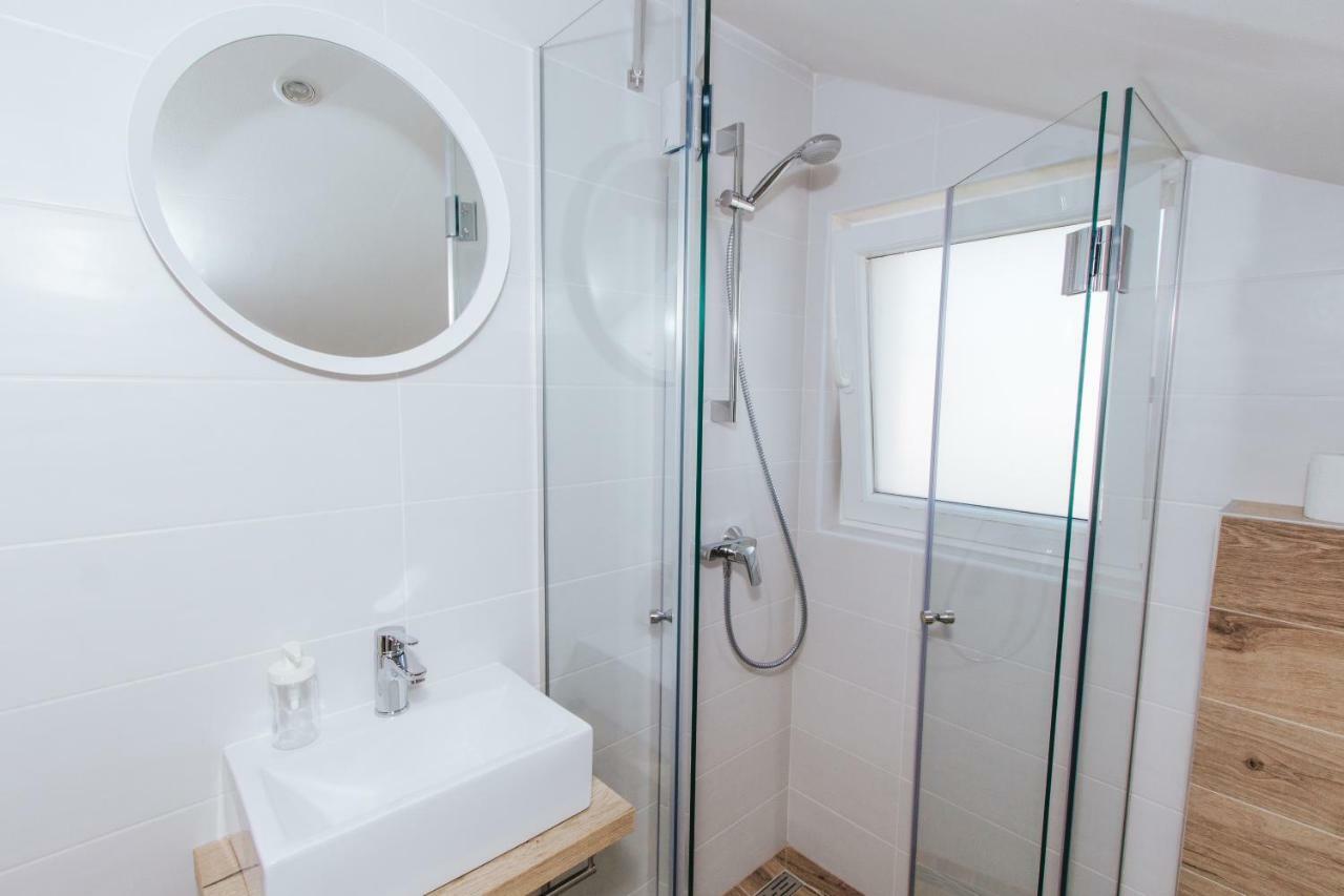 Fyaka Loft Apartments ヴォディツェ エクステリア 写真
