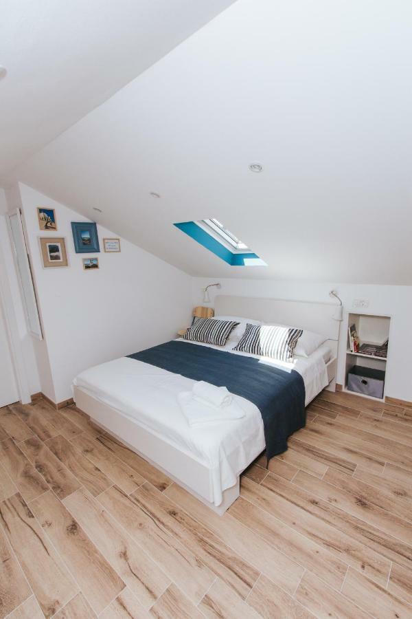 Fyaka Loft Apartments ヴォディツェ エクステリア 写真